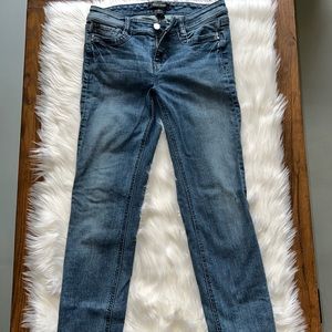 White House Black Market Blanc Slim Ankle denim size 2